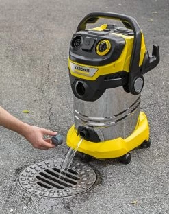 Karcher WD6 Premium Wet And Dry Vacuum -Gardena Store 1.348 275.0 1.628 370.0 karcher wd6 premium wet and dry vacuum 7b