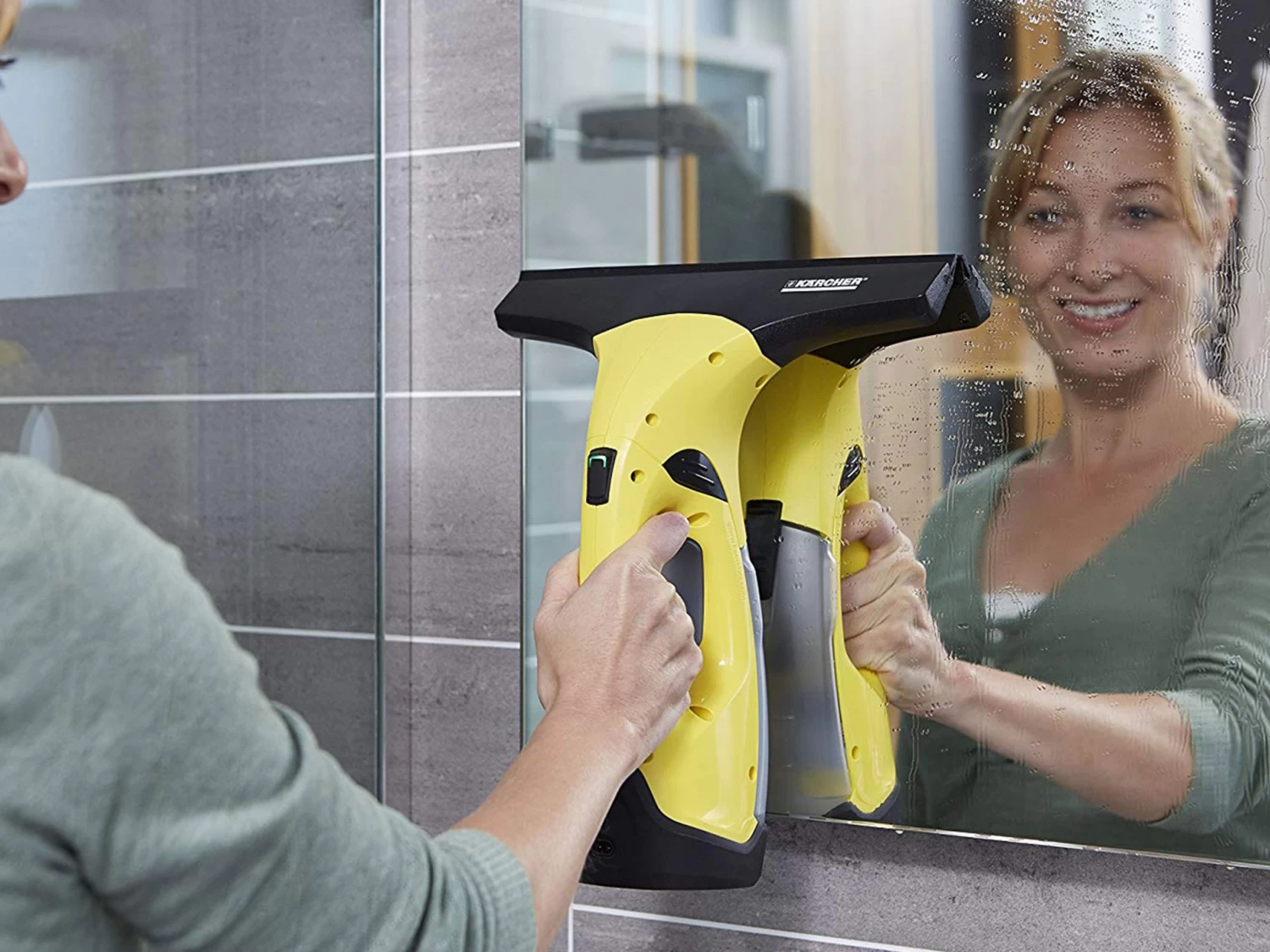 Karcher WV2 Plus N Window Vacuum 8 Karcher WV2 Plus N Window Vacuum - Image 6