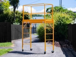 Mobile Scaffold Adjustable Guard Rail Set -Gardena Store 152004 mobile scaffold adjustable 1.8m insitu 2b