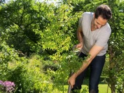 Gardena NatureLine Spade -Gardena Store 17001 20 gardena natureline pointed spade 4 1