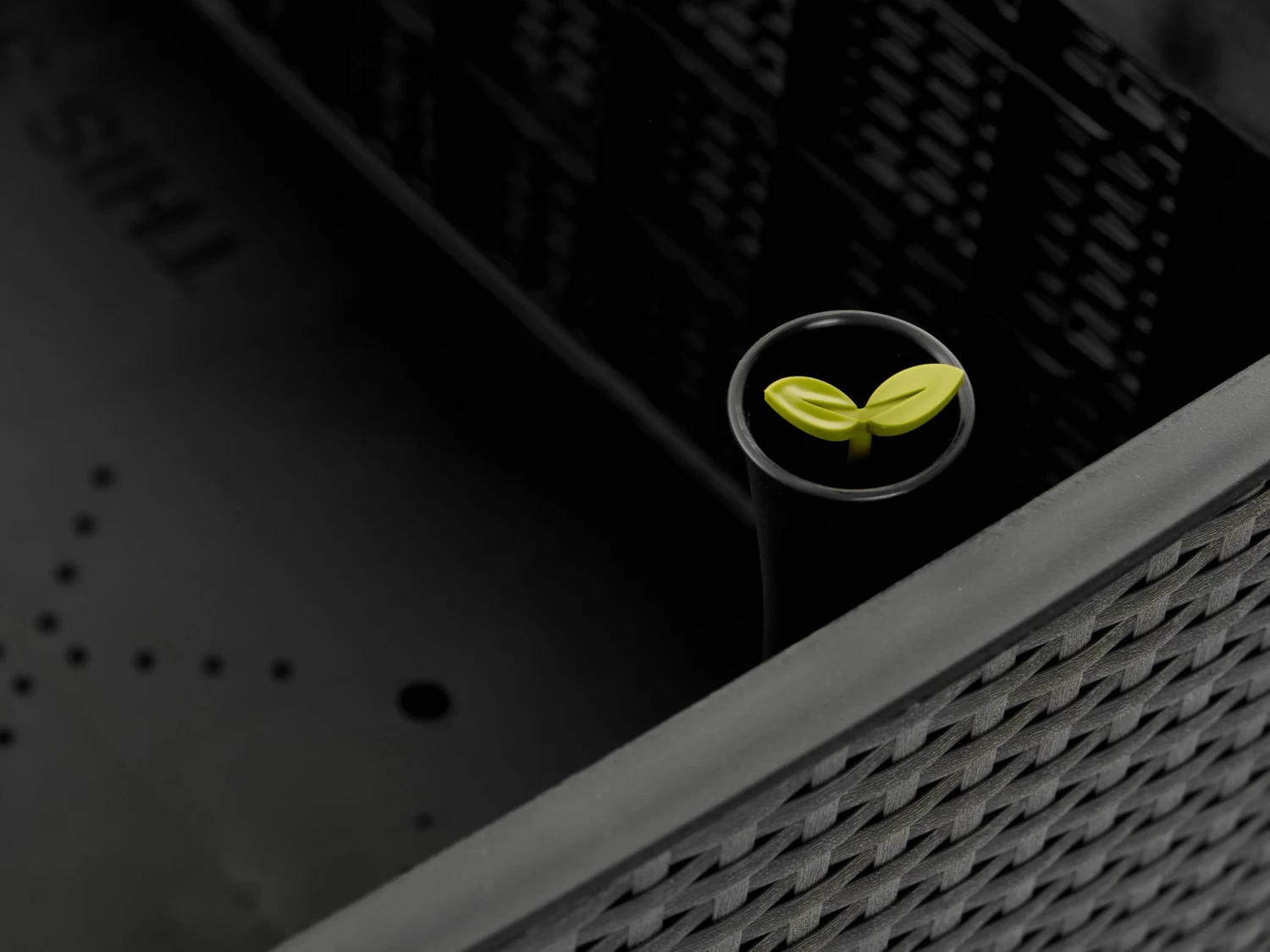 Keter Splendor Raised Planter Bed 120L Graphite 15 Keter Splendor Raised Planter Bed 120L Graphite - Image 13