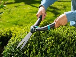 Gardena Precision Cut Hedge Clippers -Gardena Store 369501xlg 2