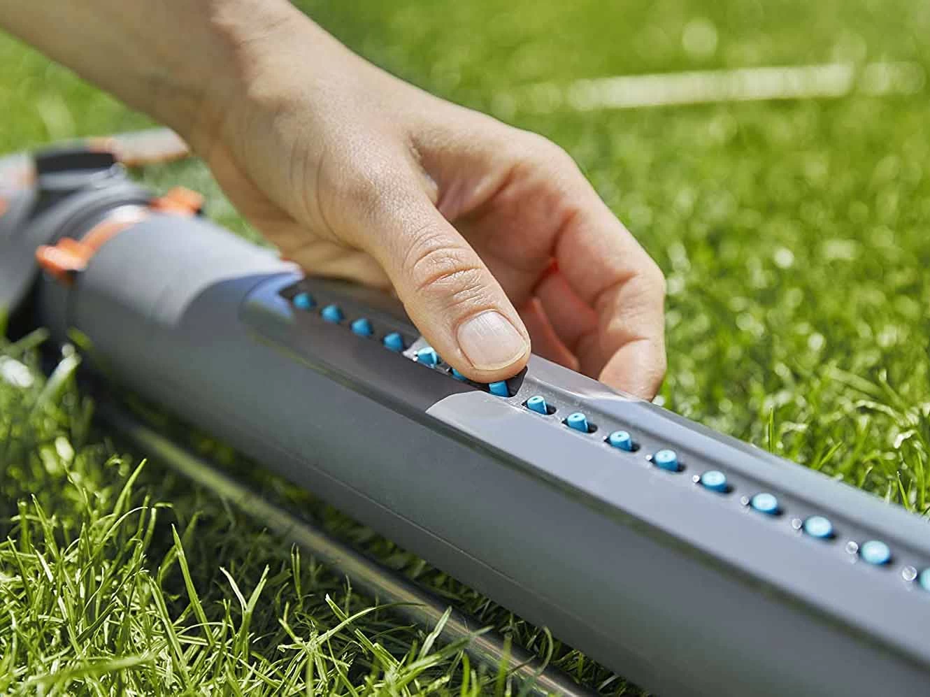 Gardena Oscillating Sprinkler Aquazoom M 4 Gardena Oscillating Sprinkler Aquazoom M - Image 2