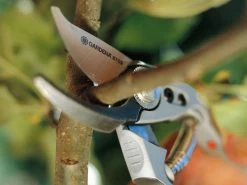 Gardena Premium Bypass Secateurs -Gardena Store 8702 20 gardena premium bypass secateurs 3