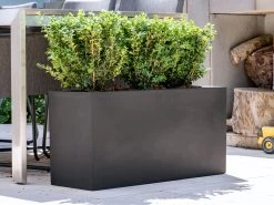 Delgada Fiberstone Planter Black 92L -Gardena Store 909959 delgada fiberstone planter 92.8l 1c