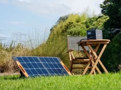 Solar Panel Folding 100W -Gardena Store 914968 solar panel folding 100w insitu 1