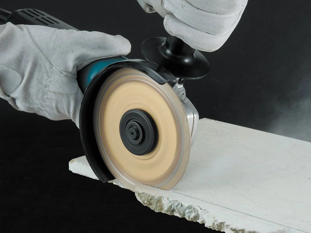 Makita Angle Grinder 125mm 840W 3 Makita Angle Grinder 125mm 840W