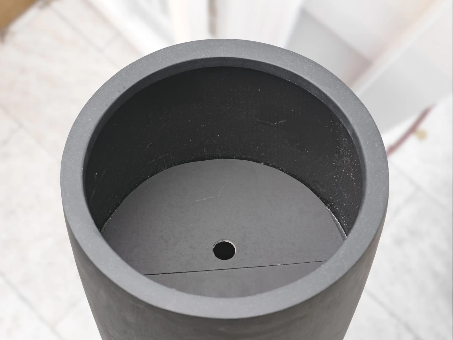 Cono Fiberstone Planter Black 109L 9 Cono Fiberstone Planter Black 109L - Image 7