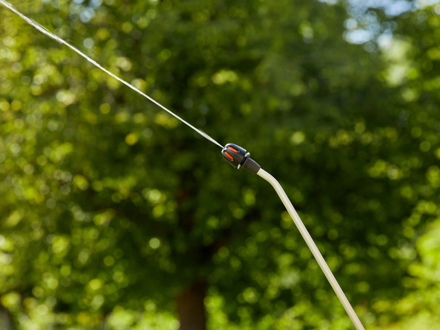 Gardena Backpack Sprayer 12L 4 Gardena Backpack Sprayer 12L - Image 2