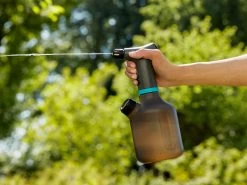 Gardena Easypump Pump Sprayer 1L 15 Gardena Easypump Pump Sprayer 1L -Gardena Store 970477501 gardena easypump pump sprayer 1l 3