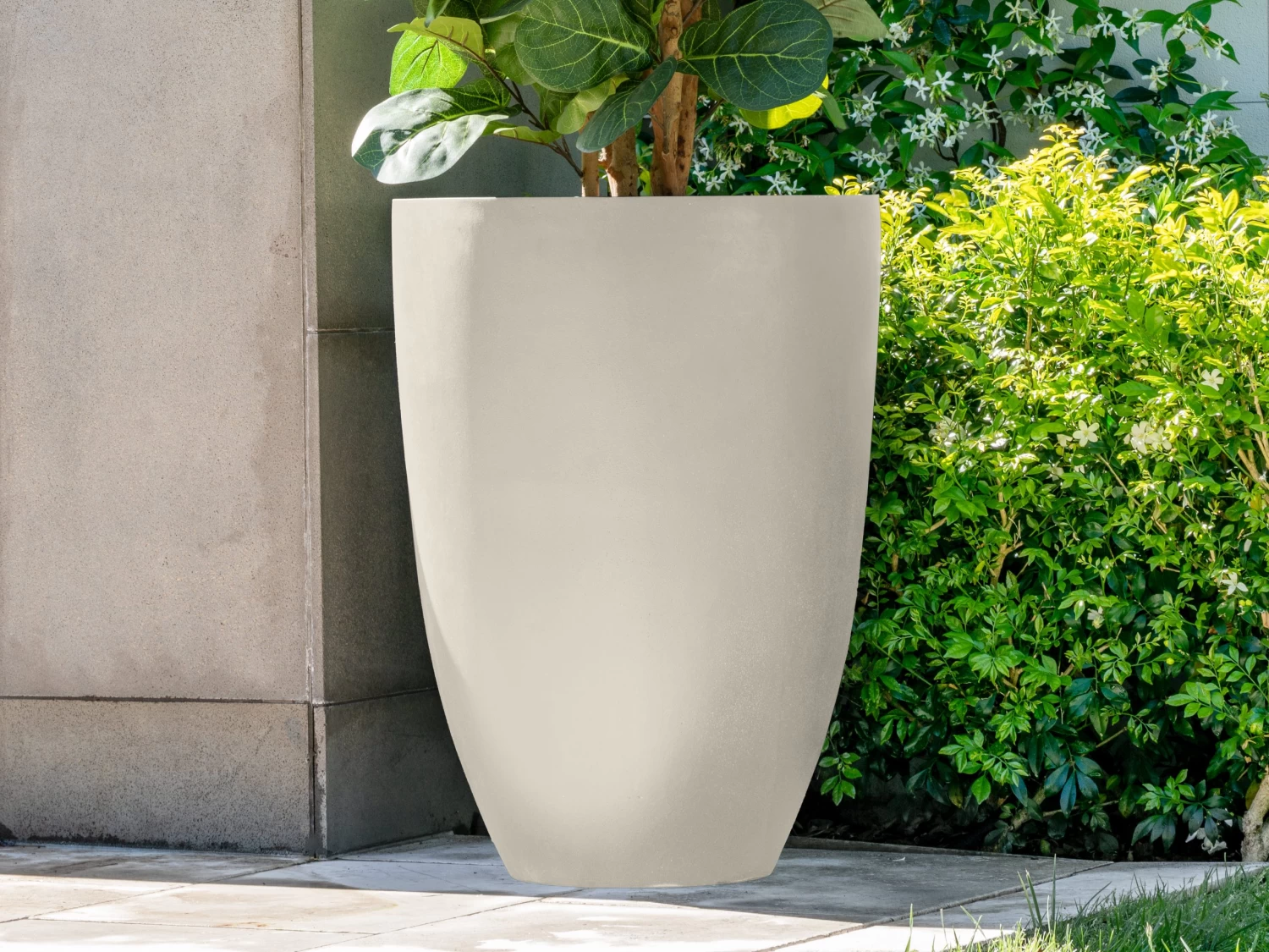 Classica Fiberstone Planter Cream 195L 6 Classica Fiberstone Planter Cream 195L - Image 4