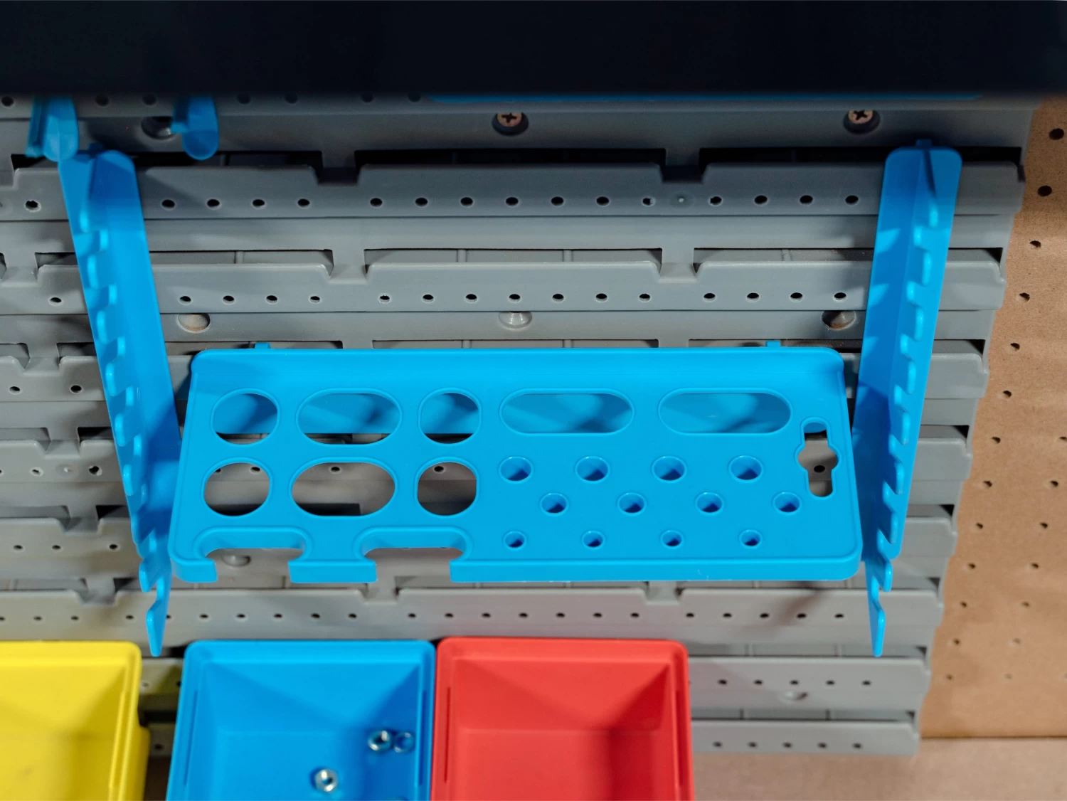 Multifunctional Wall Organiser System 10 Multifunctional Wall Organiser System - Image 8