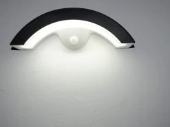 Solar Outdoor Wall Light -Gardena Store ch pir 22 solar outdoor wall light 1