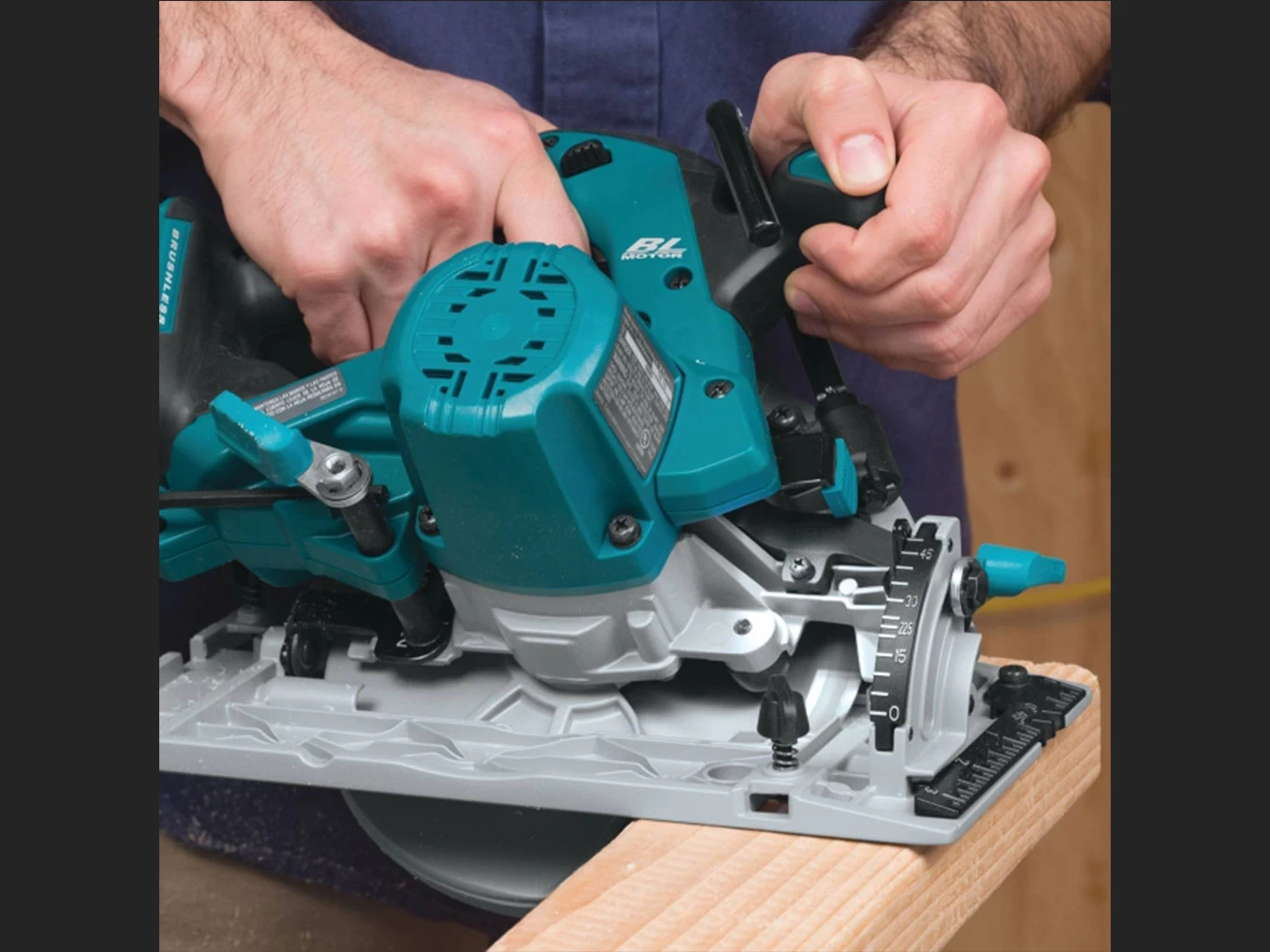 Makita 18V Circular Saw Brushless LXT 165mm Skin 5 Makita 18V Circular Saw Brushless LXT 165mm Skin - Image 3