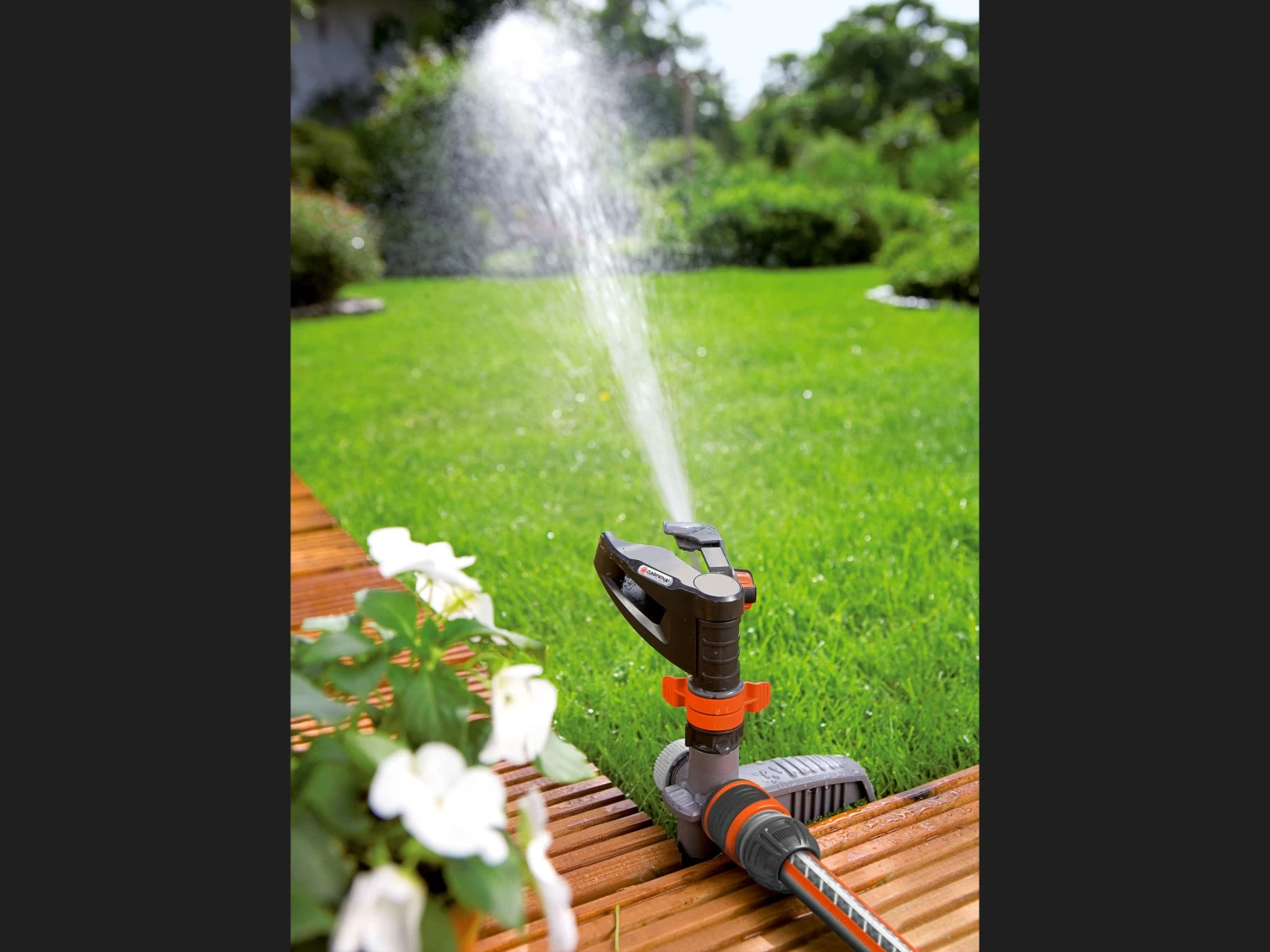 Gardena Pulse Spike Sprinkler Comfort Full/Part Circle 4 Gardena Pulse Spike Sprinkler Comfort Full/Part Circle - Image 2