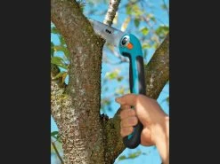Gardena Folding Garden Saw 200 P -Gardena Store g8743 gardena folding garden saw 200 p 3