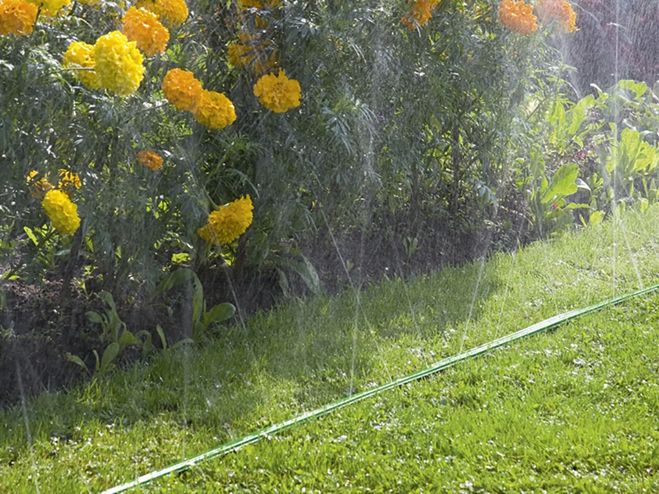 Gardena Sprinkler Hose Connector Set 4 Gardena Sprinkler Hose Connector Set - Image 2