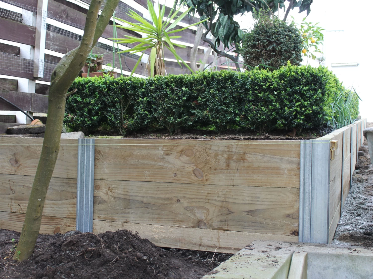 Strol SureWall Retaining Corner Post 65mm X 1100mm 11 Strol SureWall Retaining Corner Post 65mm X 1100mm - Image 9